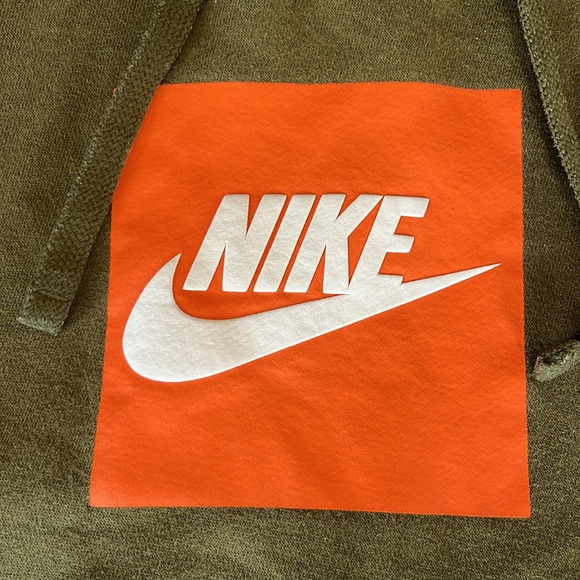 Nike pullover - Picture 2 of 3